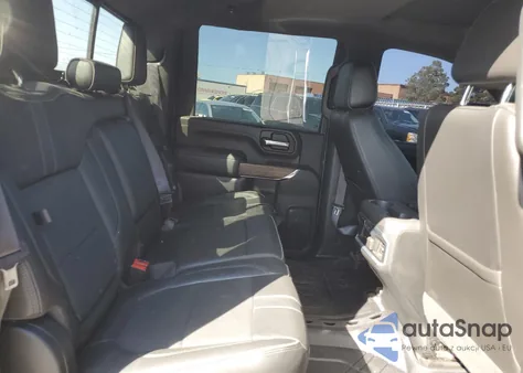 2020 Chevrolet Silverado K3500 High Country z USA, uszkodzony, nr VIN 1GC4YVEYXLF105443